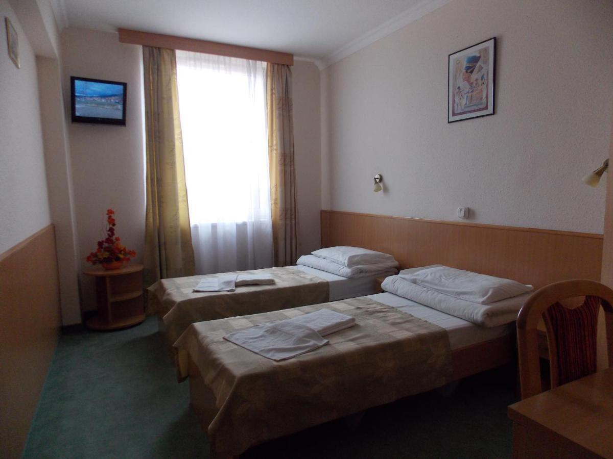 Hotel Zuglo Будапешт Номер фото